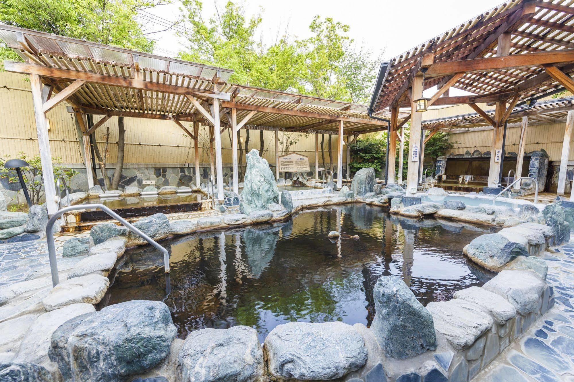 Route Inn Grantia Hanyu Spa Resort Extérieur photo